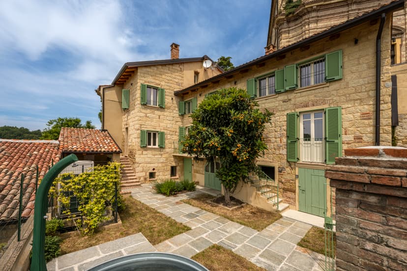 Casa delle Maestre di Ottiglio